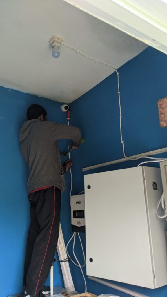 Pemasangan ONLIMO di DLH Merangin