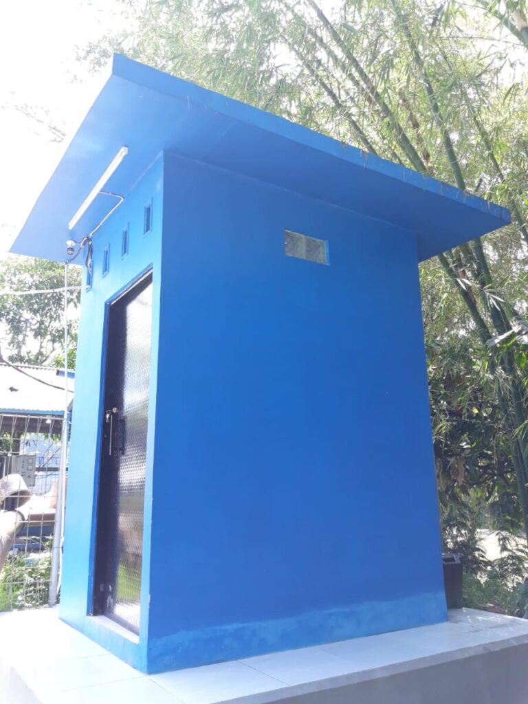 Pemasangan ONLIMO di DLH Toraja Utara